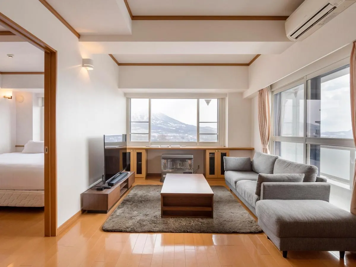 Hotel Mountainside Palace Niseko