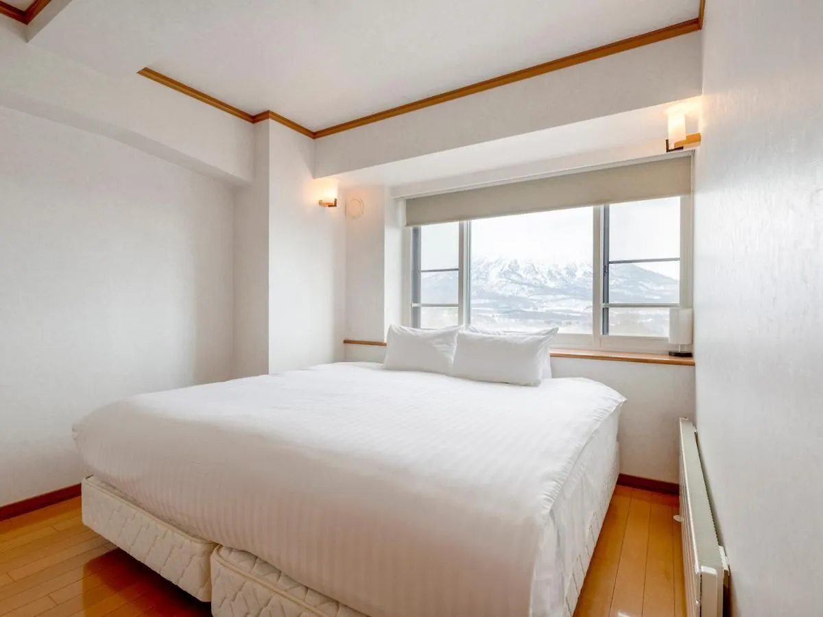 Hotel Mountainside Palace Niseko